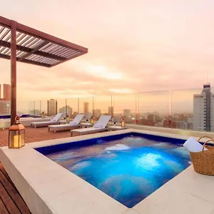 **** Hotel Nh Collection Royal Smartsuites Colombia